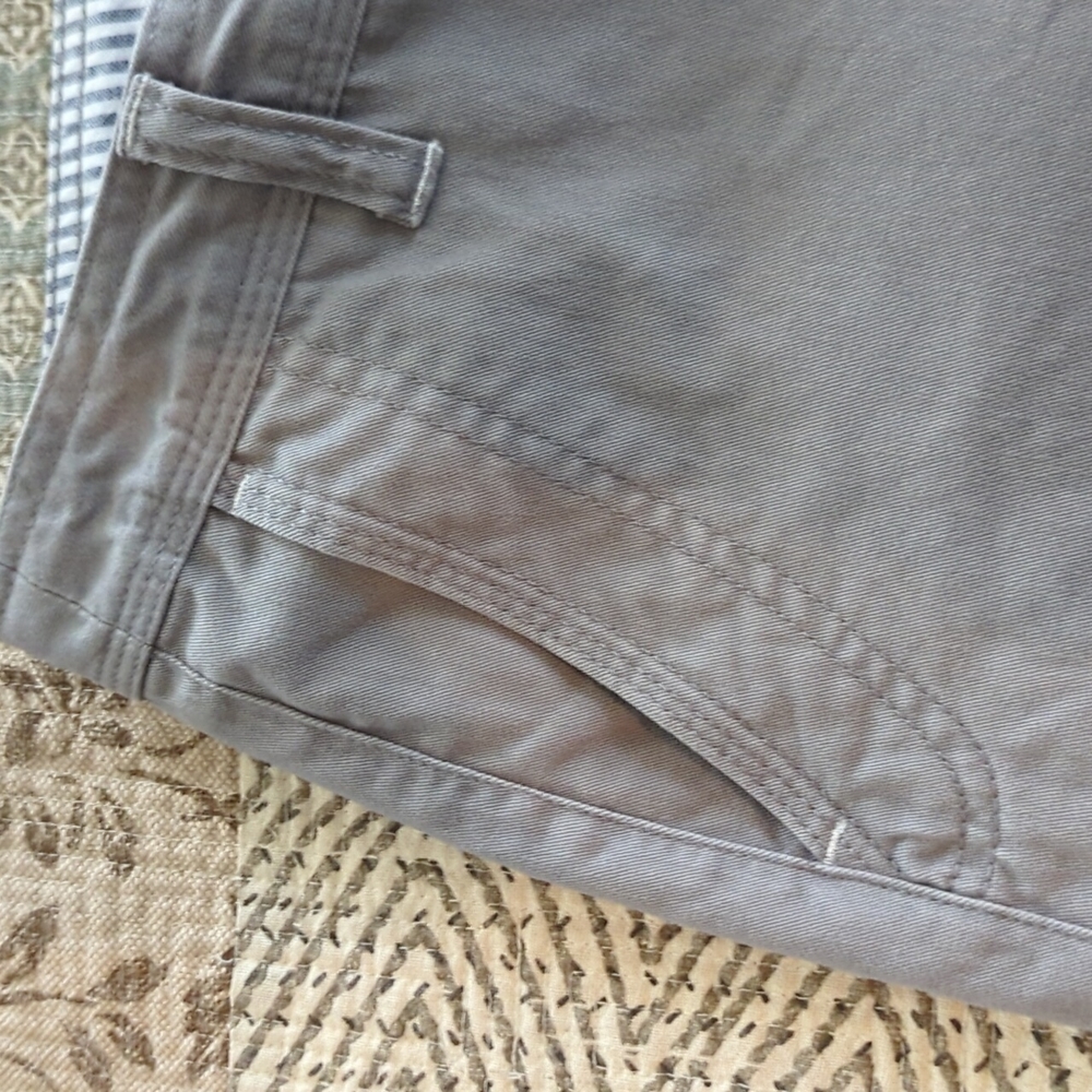 Shorts - Picture 3 of 4